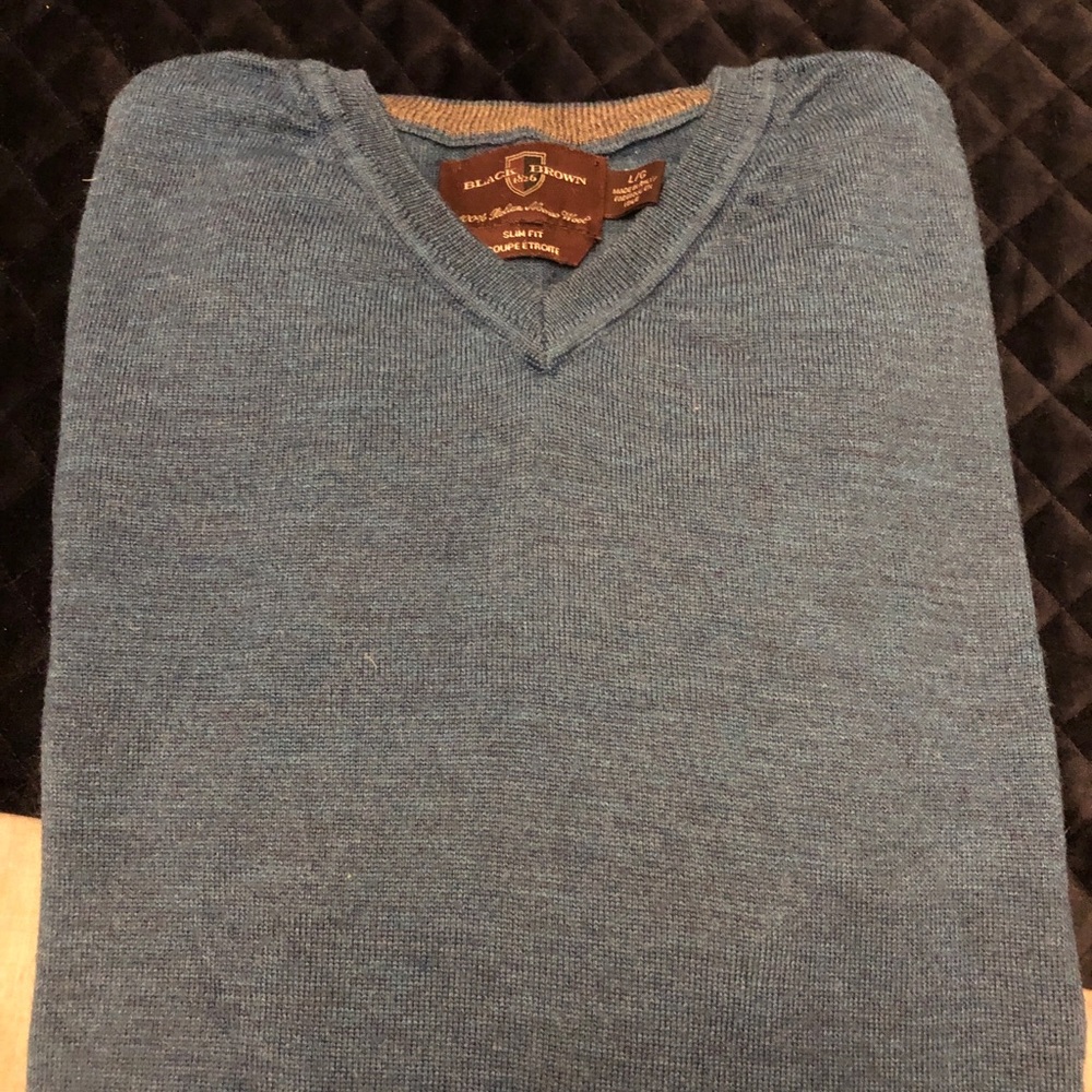 BlackBrown Italian Merino wool men’s V neck sweater